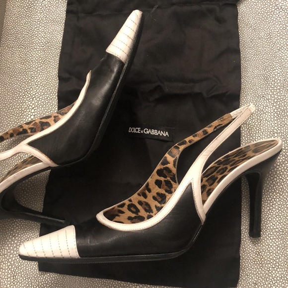 Dolce and Gabbana leather Black/White Tip Heels/leopard lining, size 36, 3” heel - Picture 10 of 11
